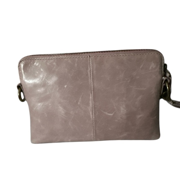 NWT Frye genuine leather mauve pink crossbody has pocket in front wrislet strap - Picture 2 of 11